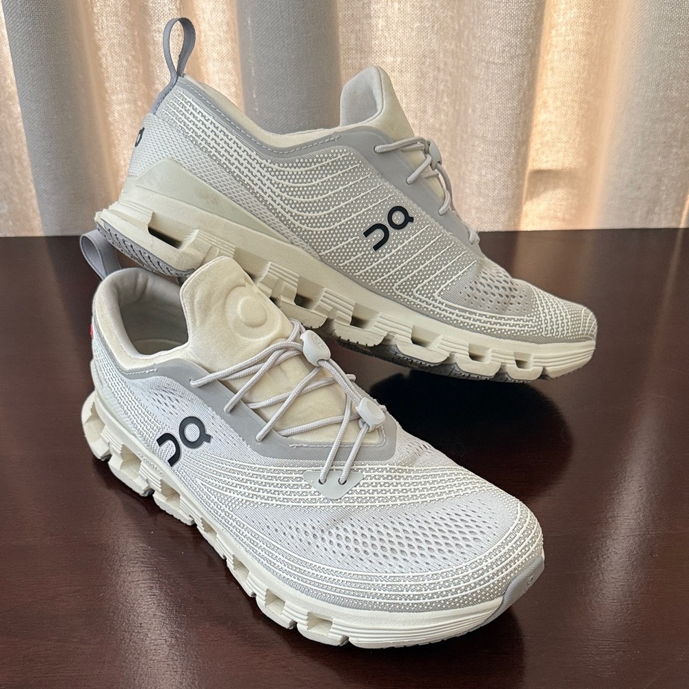 On Running Cloud X Z5 Limited Edition Ice Cream/Beige